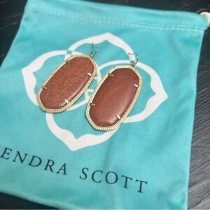 Kendra Scott Classic Danielle Earrings Goldstone in Gold Tone